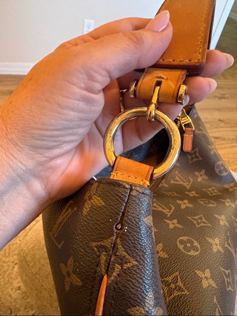 Louis Vuitton Monogram Sully Handbag - Picture 13 of 16
